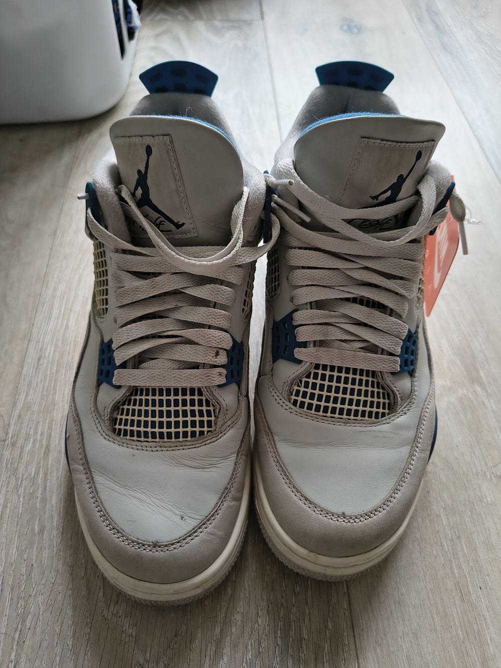 Air Jordan 4 Retro